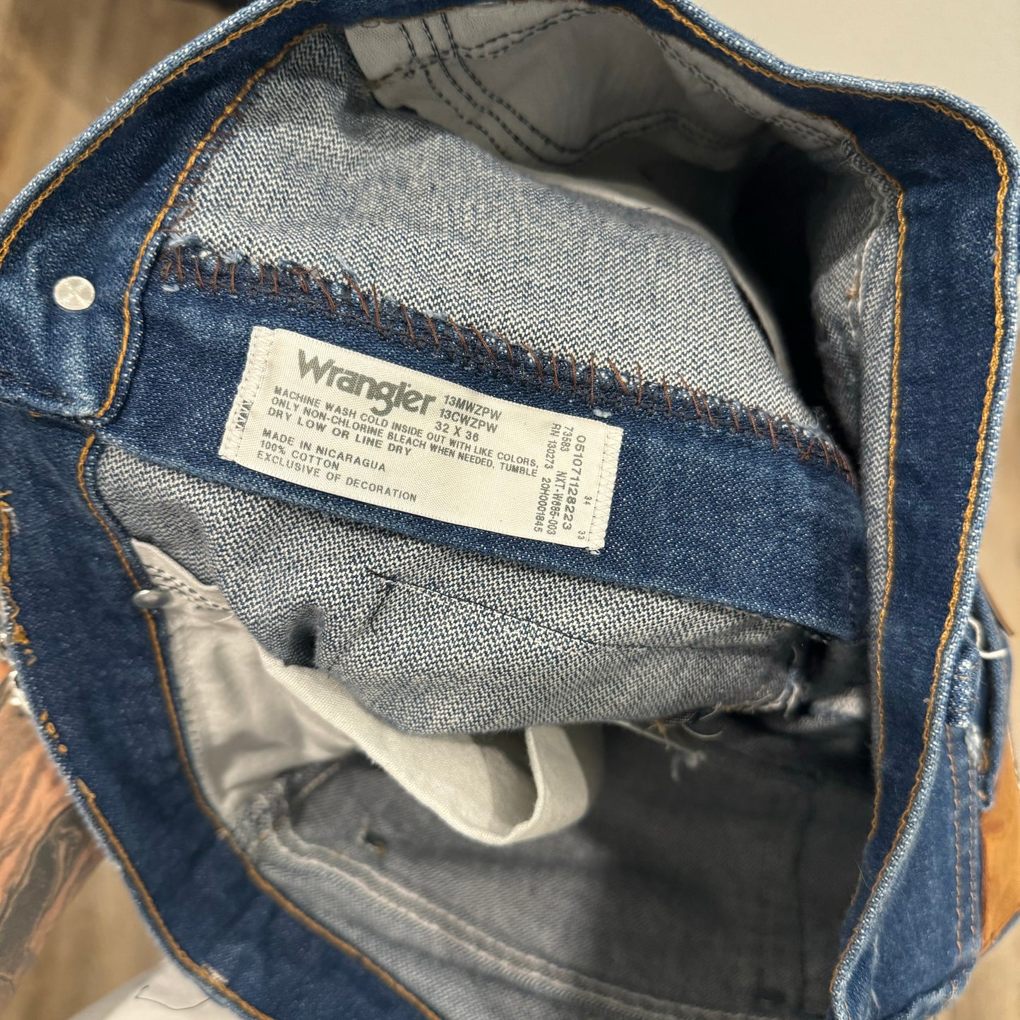 1/1 COWBOYCUT PATCHWORK WRANGLERS 32x33