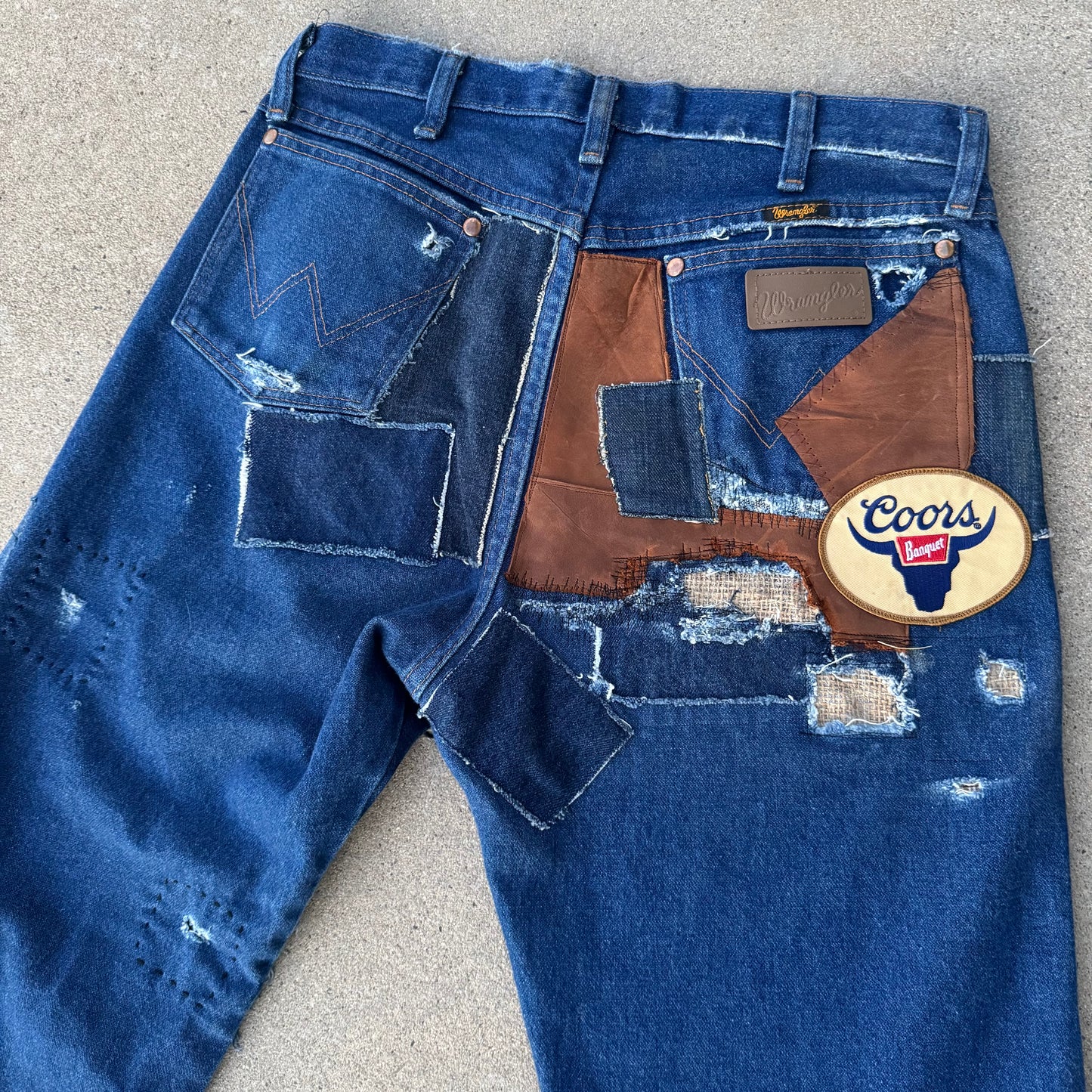 1/1 COWBOYCUT PATCHWORK WRANGLERS 32x33