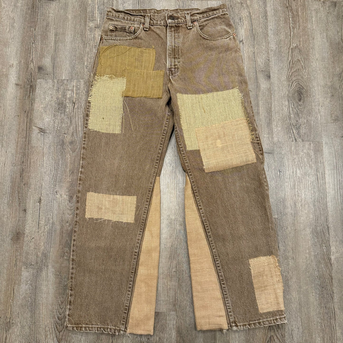 1/1 BURLAP FLARED LEVIS 33x31