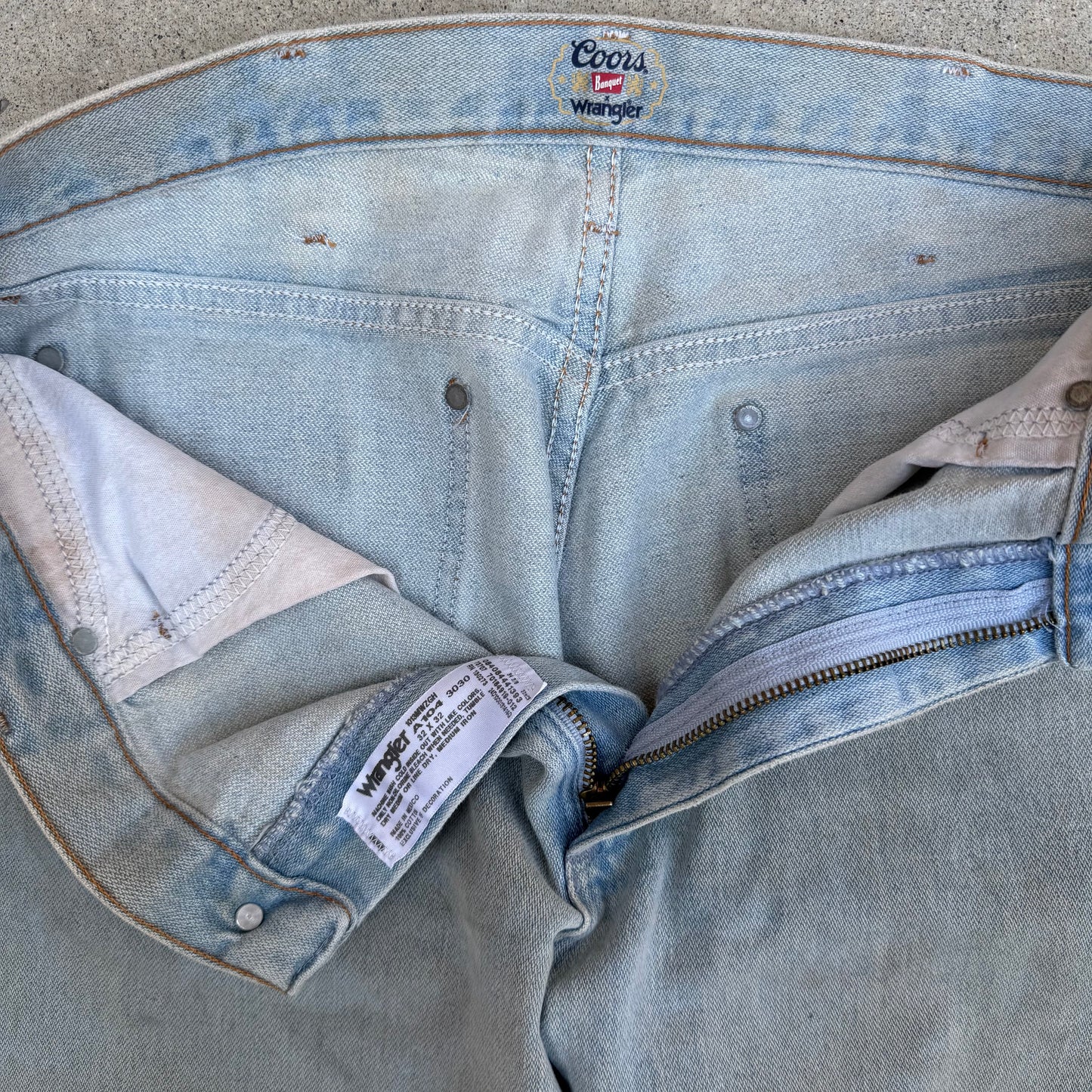 1/1 COORS BANQUET x COWBOYCUT WRANGLERS 32x32