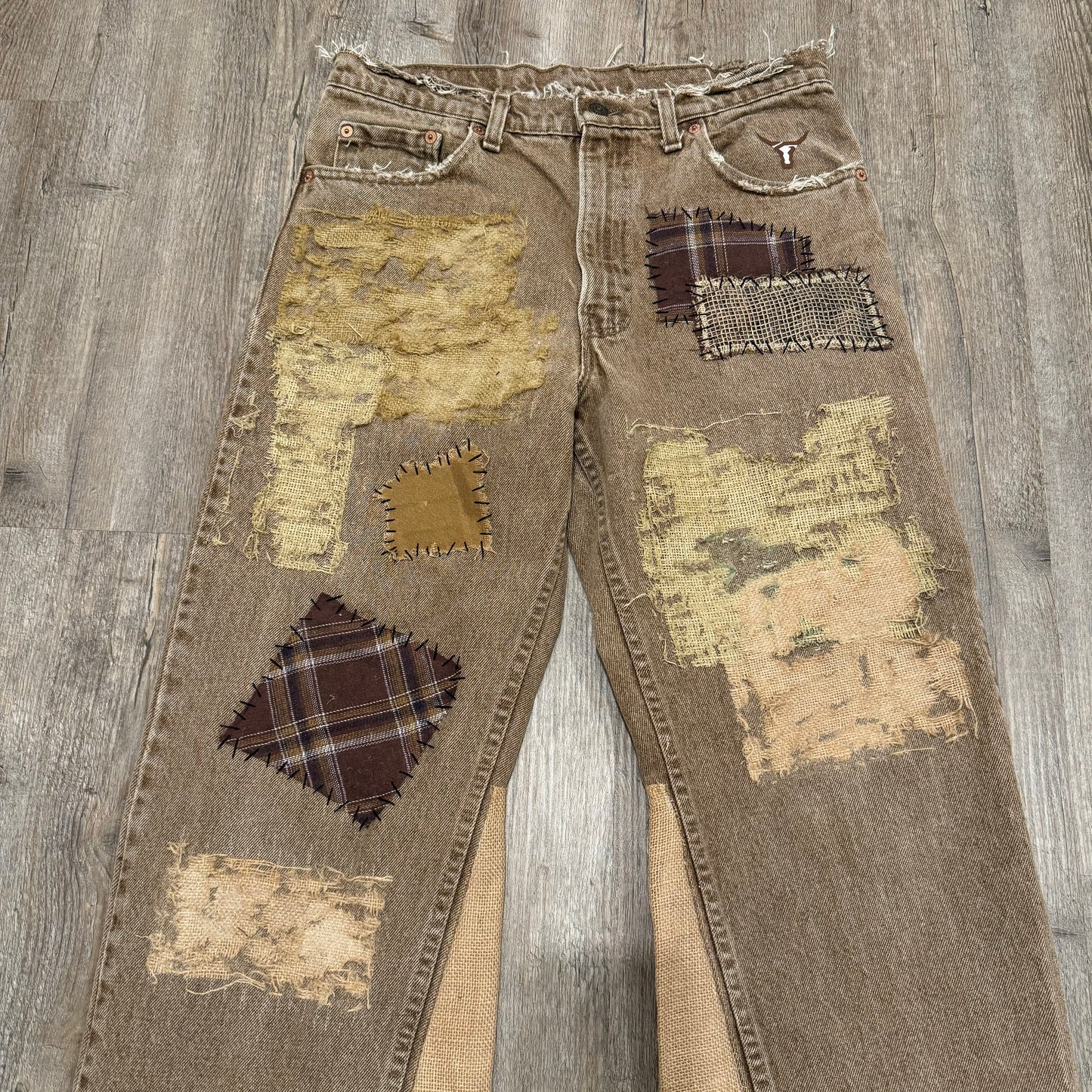 1/1 BURLAP FLARED LEVI’S 33x31