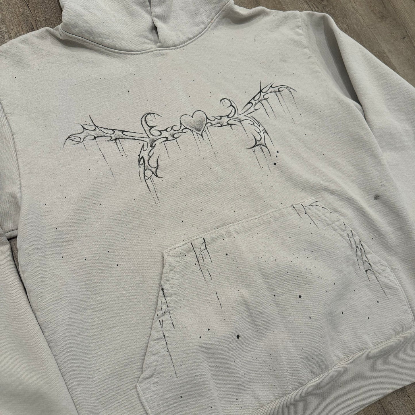 1/1 LOVLEY HOODIE - SMALL