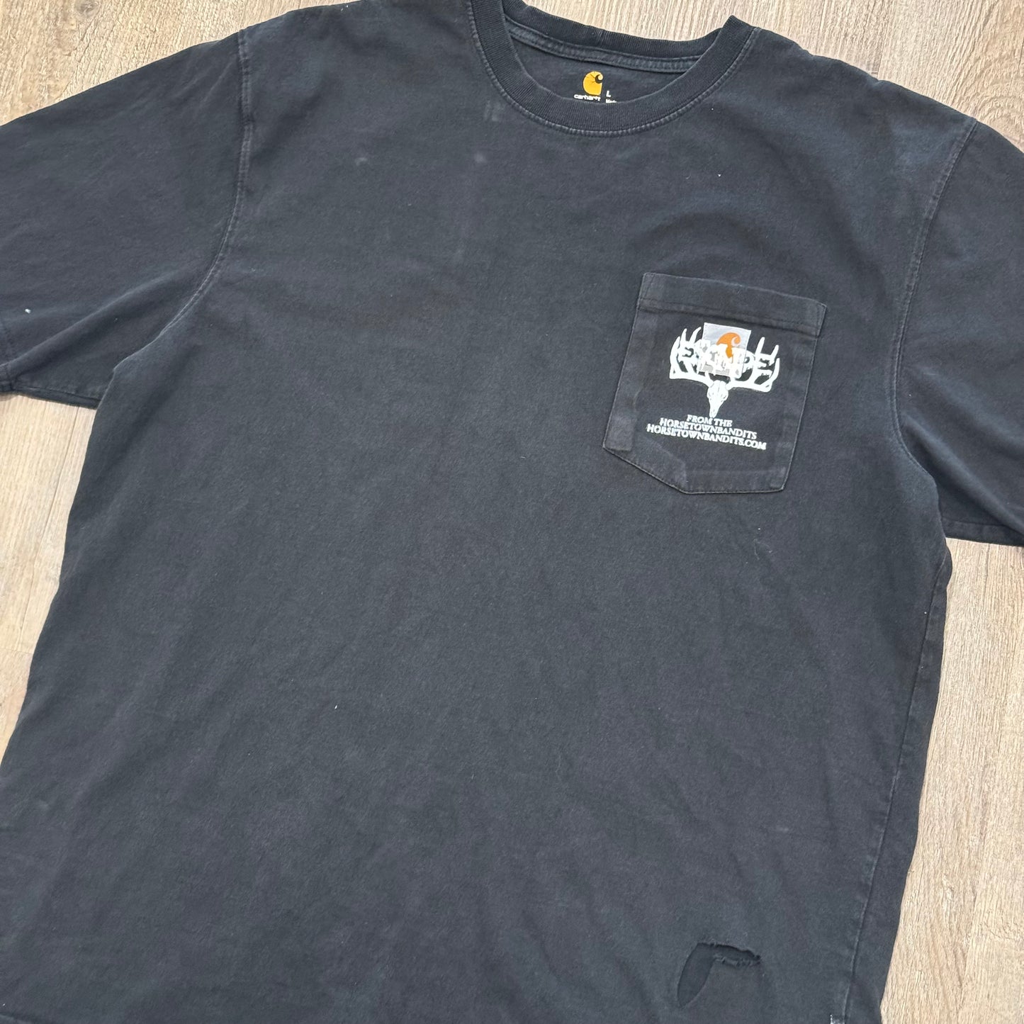 1/1 CARHARTT POCKET TEE